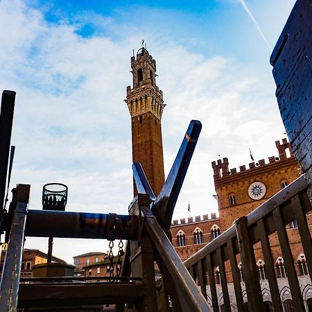 Bargello House By Francigenaapartments Siena Exterior photo